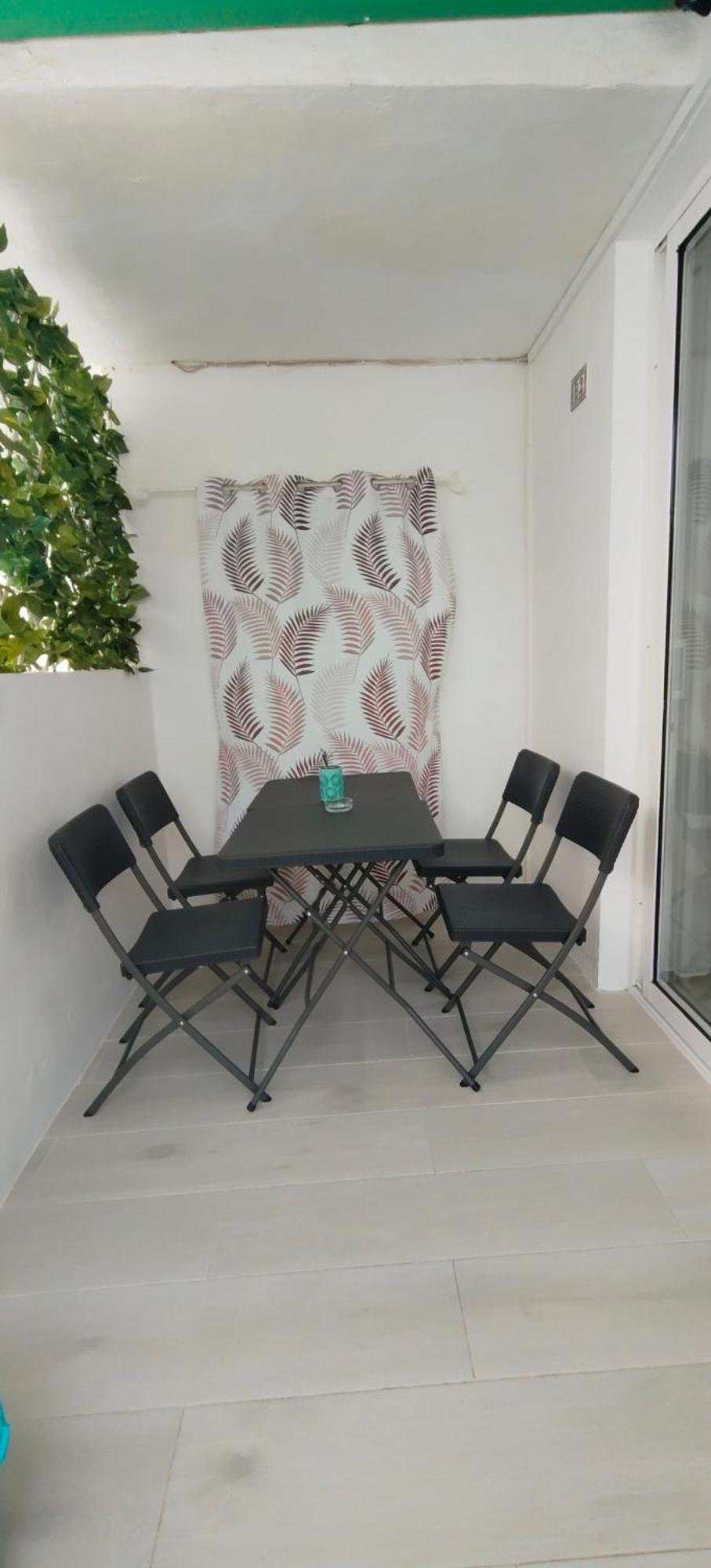 Louise 1 Minuto A Pie Del Mar Apartment Tias Exterior photo